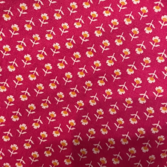 Old Navy, size 10 shorts.  Hot pink with yellow. Never worn - Picture 2 of 3